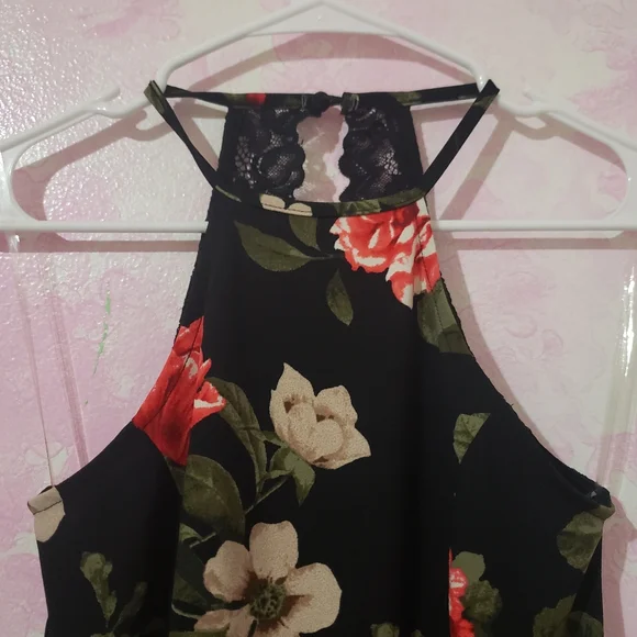 Windsor Dress - Picture 2 of 5